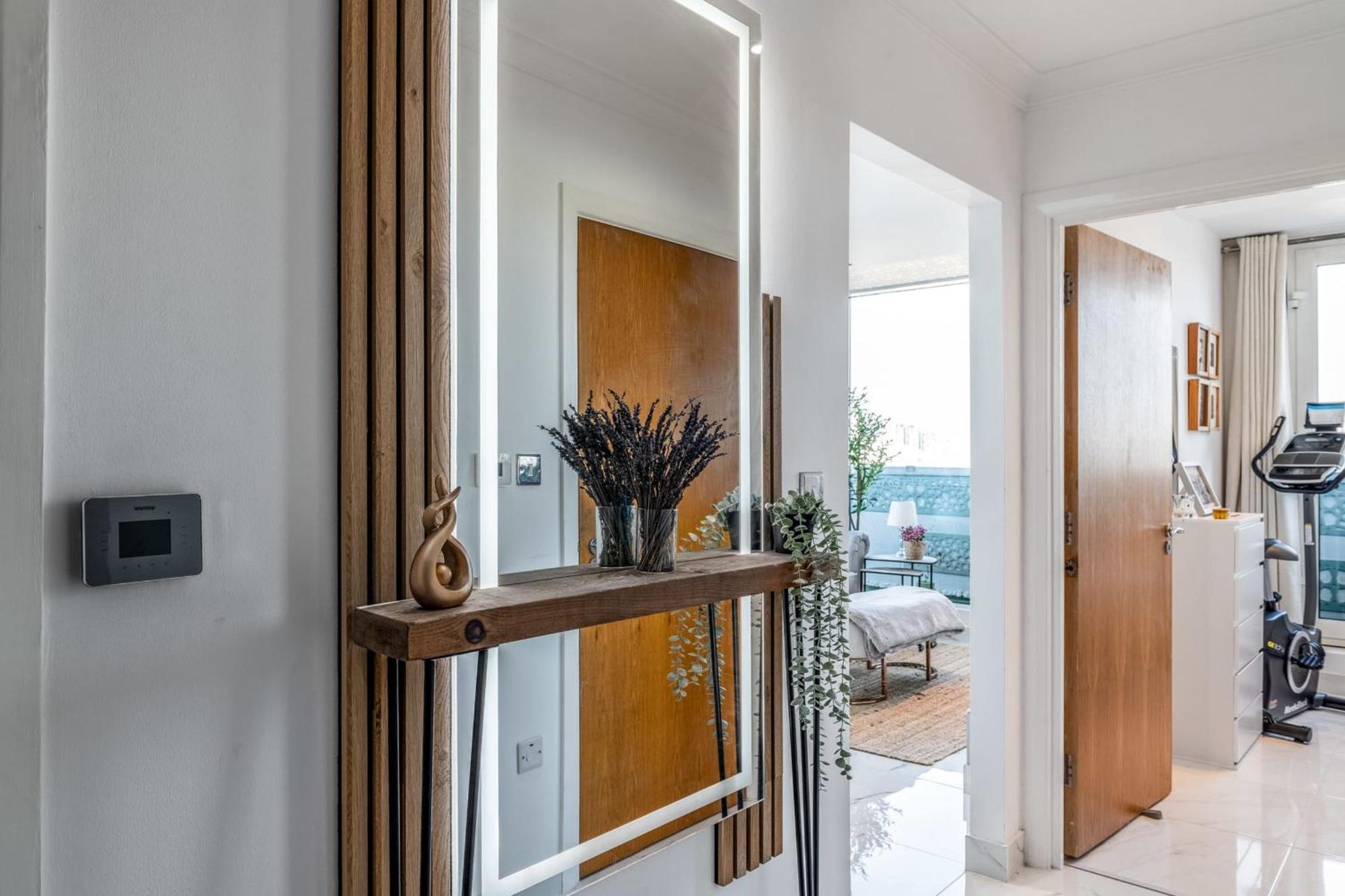 Canary Wharf Retreat With Free Secure Parking Лондон Екстер'єр фото