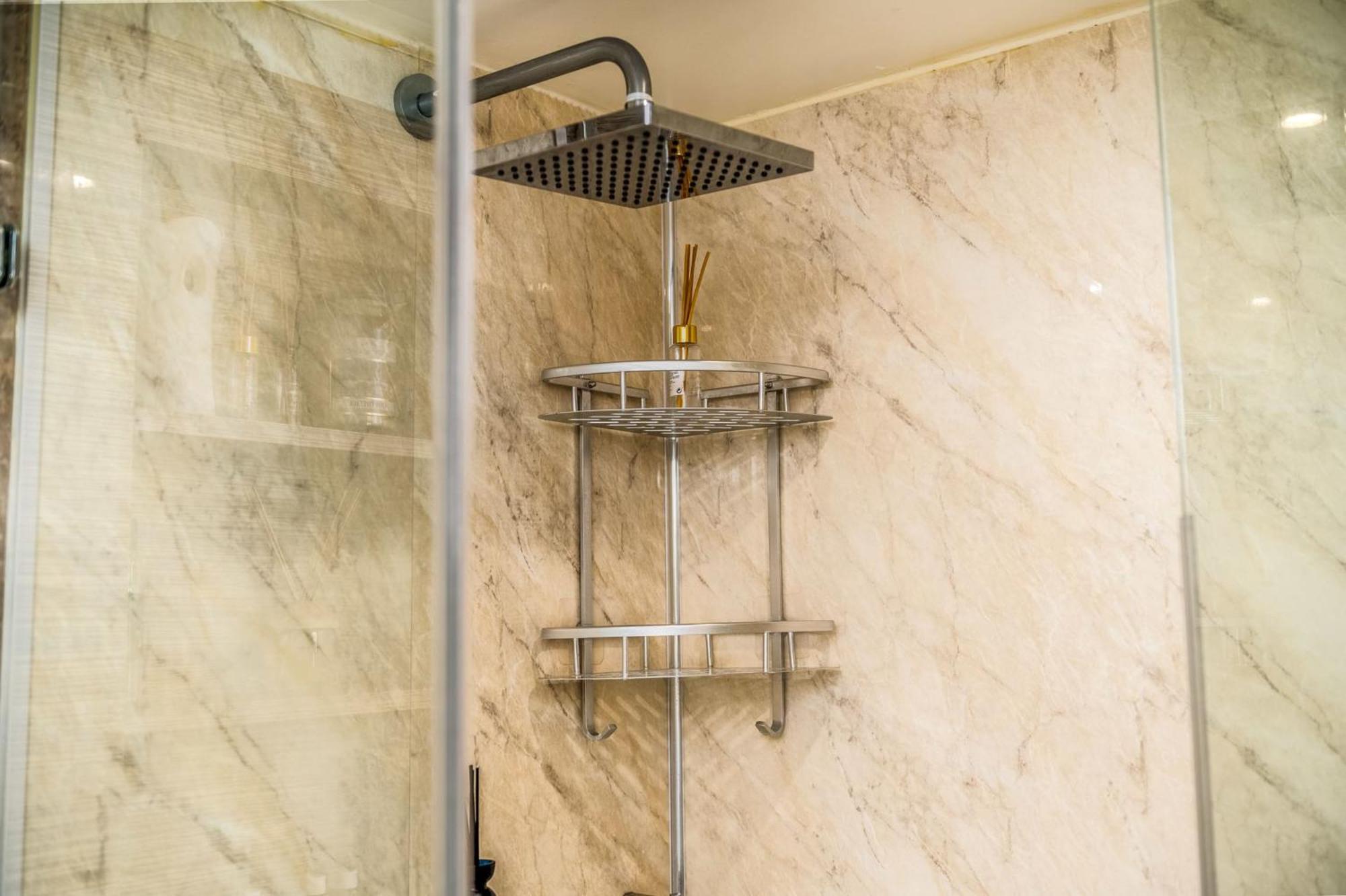 Canary Wharf Retreat With Free Secure Parking Лондон Екстер'єр фото