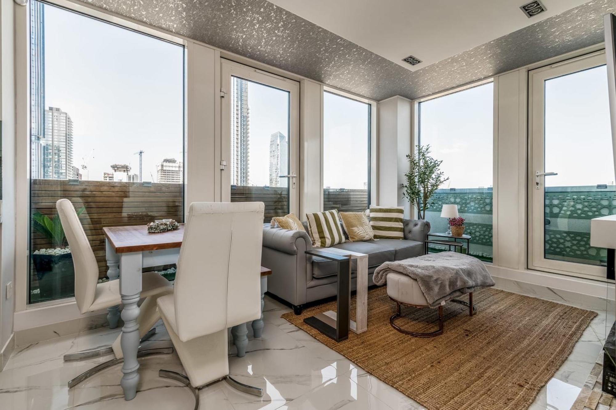 Canary Wharf Retreat With Free Secure Parking Лондон Екстер'єр фото