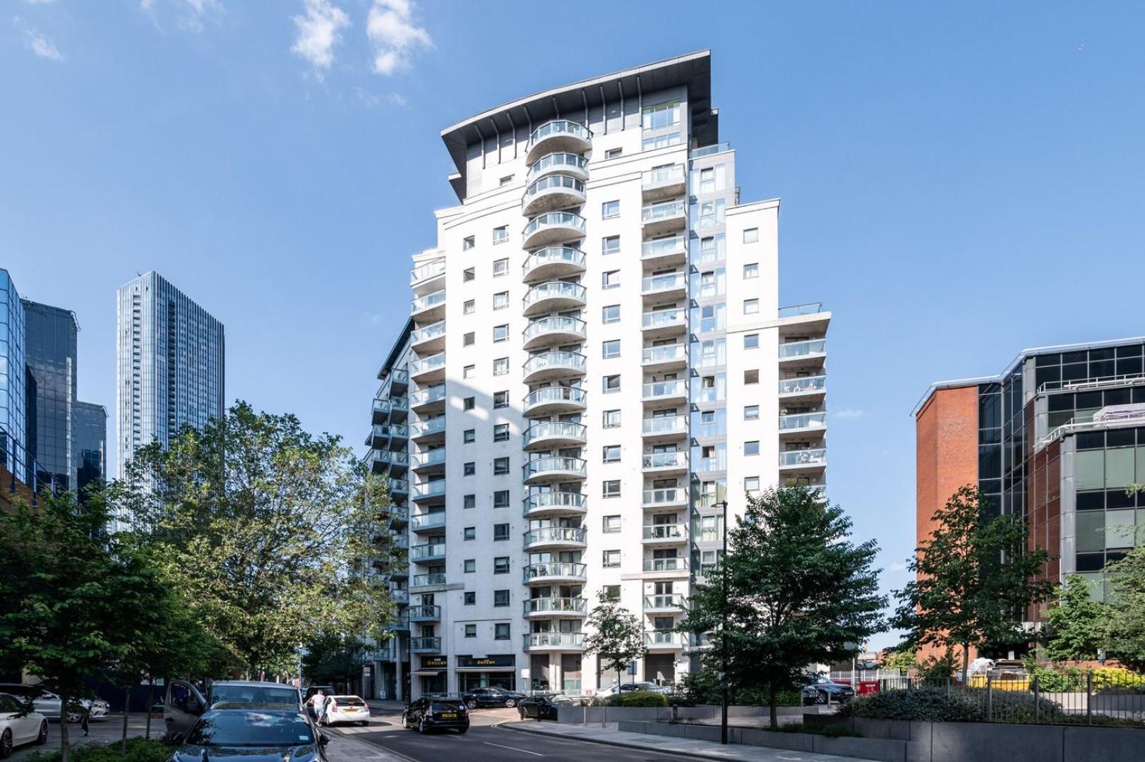 Canary Wharf Retreat With Free Secure Parking Лондон Екстер'єр фото