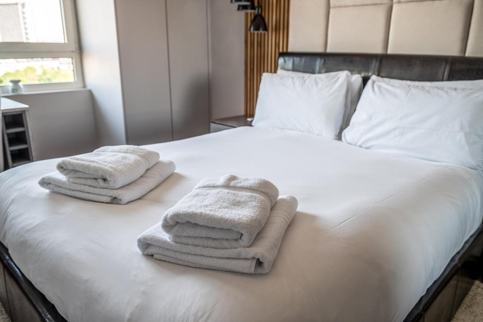 Canary Wharf Retreat With Free Secure Parking Лондон Екстер'єр фото